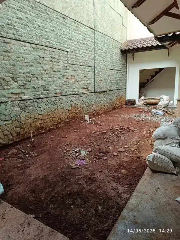Renovasi Taman